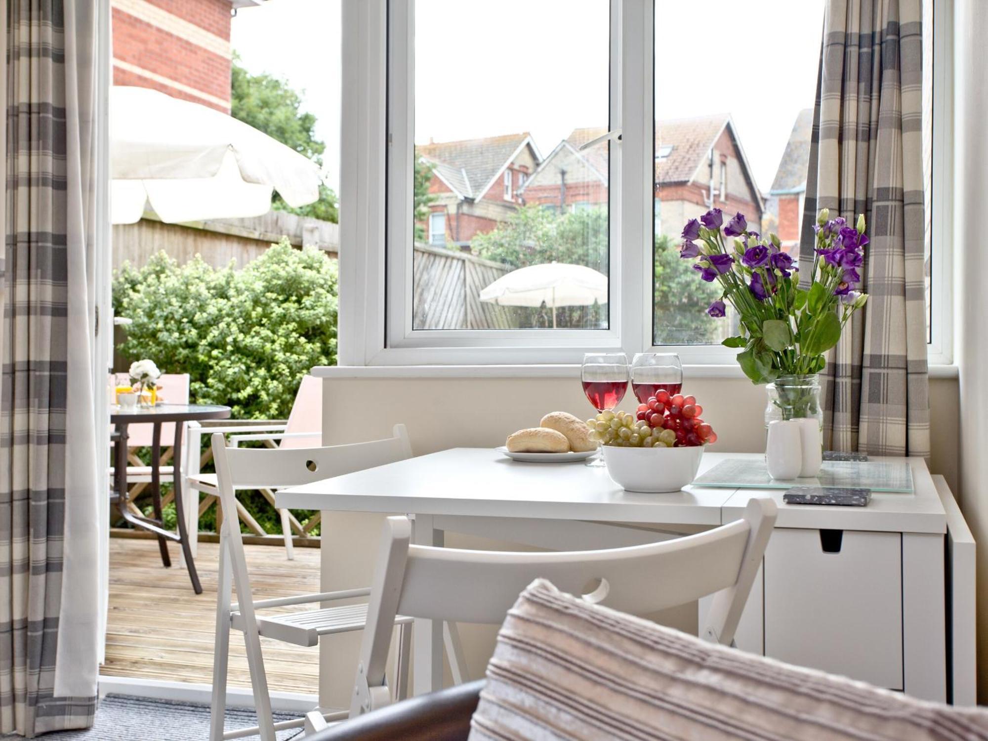 Coastal Gem Apartment Weymouth Bagian luar foto