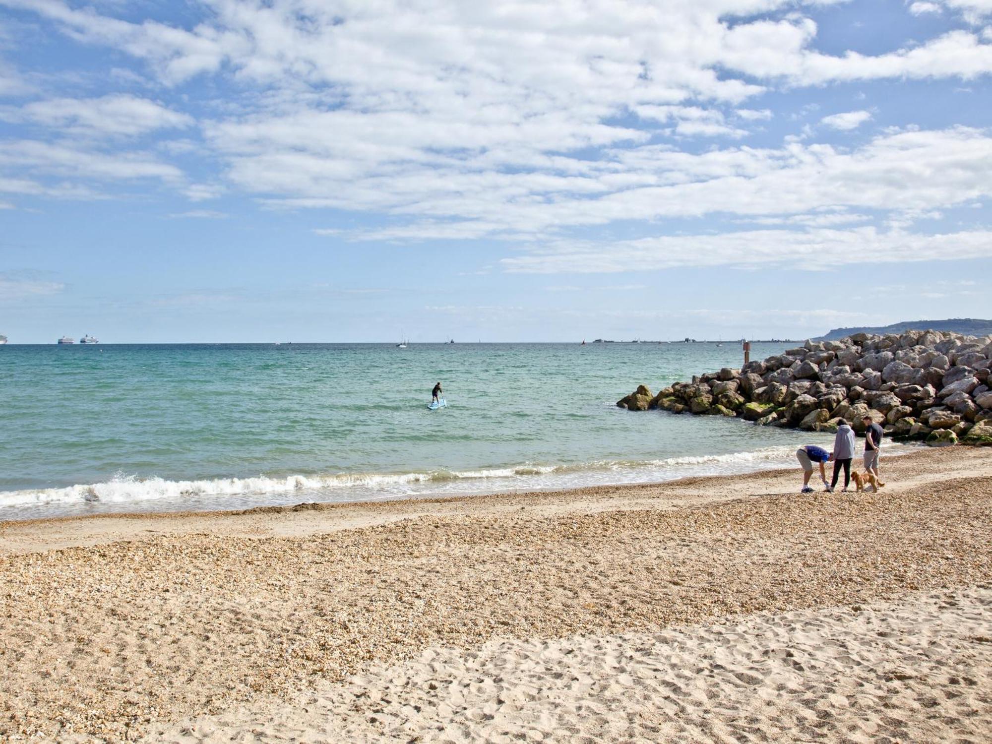Coastal Gem Apartment Weymouth Bagian luar foto